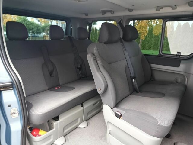 Синий Опель Виваро, объемом двигателя 2 л и пробегом 215 тыс. км за 7800 $, фото 19 на Automoto.ua