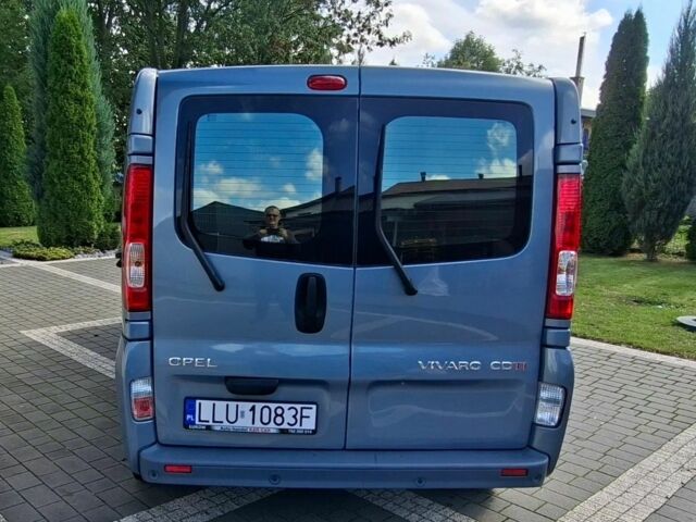 Синий Опель Виваро, объемом двигателя 2 л и пробегом 209 тыс. км за 8700 $, фото 10 на Automoto.ua