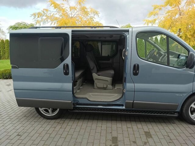 Синій Опель Віваро, об'ємом двигуна 2 л та пробігом 215 тис. км за 11050 $, фото 7 на Automoto.ua