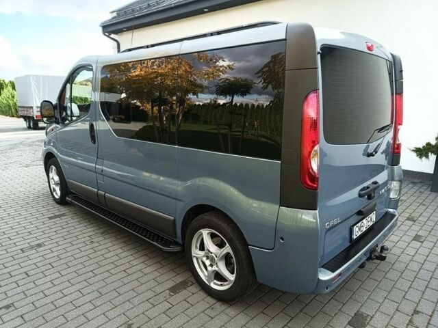 Синий Опель Виваро, объемом двигателя 2 л и пробегом 215 тыс. км за 7800 $, фото 13 на Automoto.ua