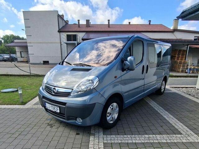 Синий Опель Виваро, объемом двигателя 2 л и пробегом 209 тыс. км за 8700 $, фото 1 на Automoto.ua