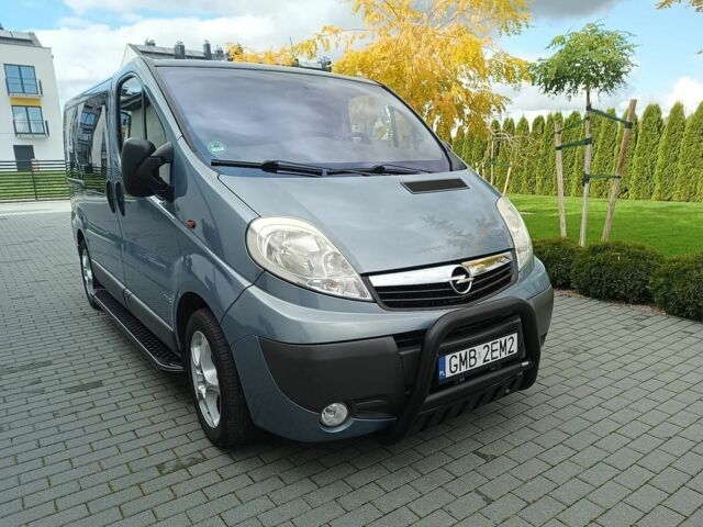 Синій Опель Віваро, об'ємом двигуна 2 л та пробігом 215 тис. км за 11050 $, фото 19 на Automoto.ua