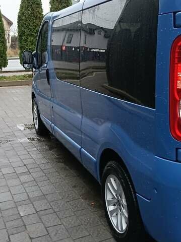 Синій Опель Віваро, об'ємом двигуна 2 л та пробігом 211 тис. км за 13500 $, фото 10 на Automoto.ua