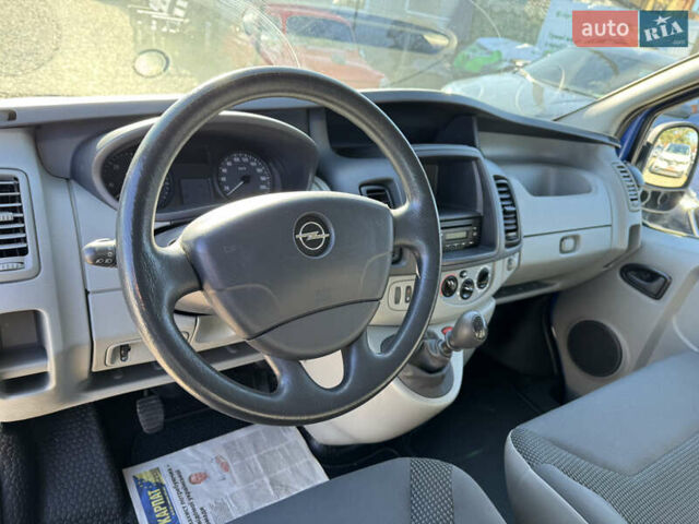 Опель Віваро 2011 у Івано-Франківську на Automoto.ua Синій Опель Віваро, об'ємом двигуна 2 л та пробігом 96 тис. км за 13400 $, фото 15 на Automoto.ua