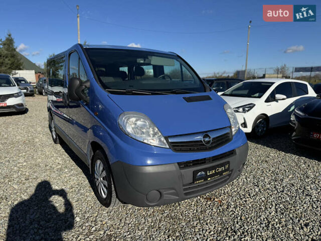 Опель Віваро 2011 у Івано-Франківську на Automoto.ua Синій Опель Віваро, об'ємом двигуна 2 л та пробігом 96 тис. км за 13400 $, фото 2 на Automoto.ua