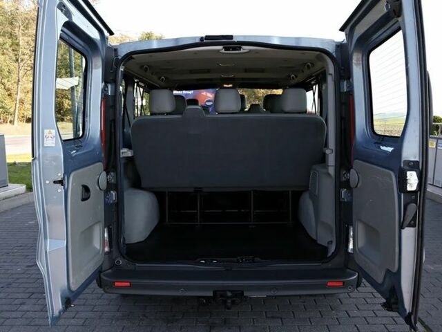 Синий Опель Виваро, объемом двигателя 2 л и пробегом 175 тыс. км за 7800 $, фото 10 на Automoto.ua