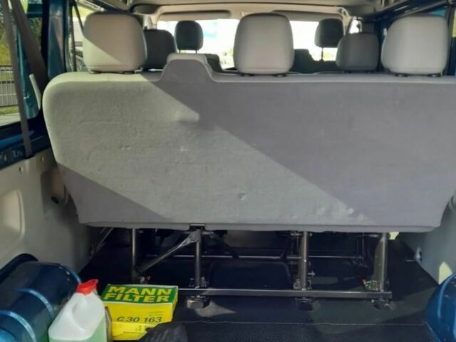 Синий Опель Виваро, объемом двигателя 1.6 л и пробегом 220 тыс. км за 8600 $, фото 20 на Automoto.ua