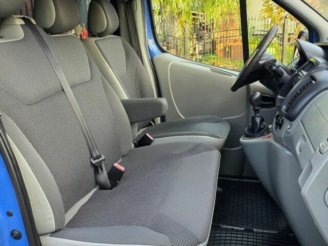 Синий Опель Виваро, объемом двигателя 2 л и пробегом 245 тыс. км за 8200 $, фото 15 на Automoto.ua