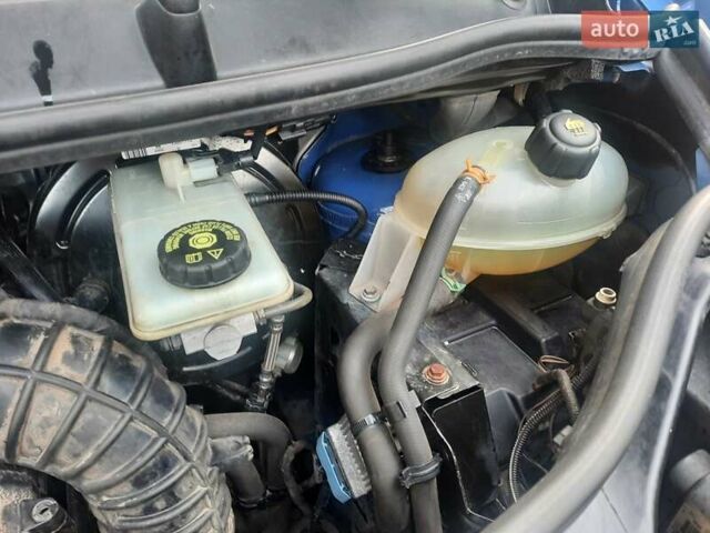 Синий Опель Виваро, объемом двигателя 2 л и пробегом 520 тыс. км за 14900 $, фото 16 на Automoto.ua