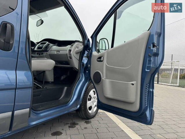 Синий Опель Виваро, объемом двигателя 2 л и пробегом 243 тыс. км за 14990 $, фото 40 на Automoto.ua