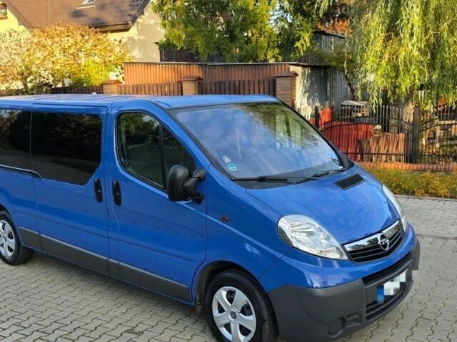 Синий Опель Виваро, объемом двигателя 2 л и пробегом 244 тыс. км за 7700 $, фото 1 на Automoto.ua