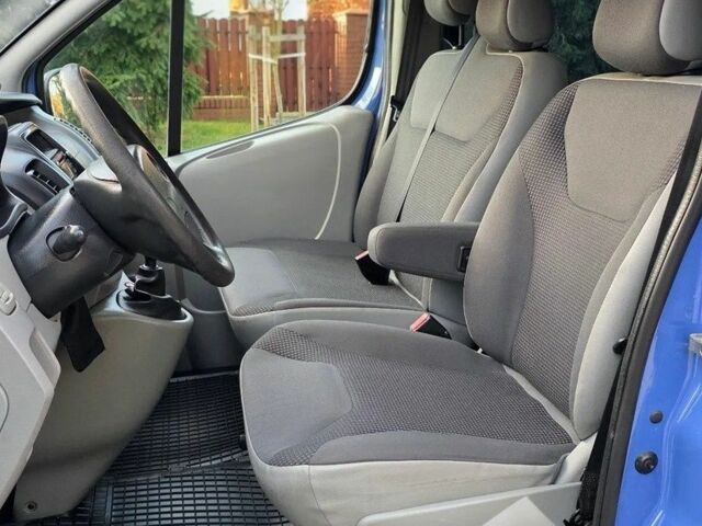 Синий Опель Виваро, объемом двигателя 2 л и пробегом 245 тыс. км за 8200 $, фото 12 на Automoto.ua