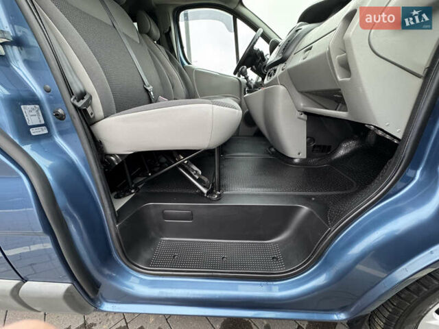 Синий Опель Виваро, объемом двигателя 2 л и пробегом 243 тыс. км за 14990 $, фото 44 на Automoto.ua