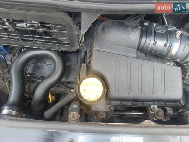 Синий Опель Виваро, объемом двигателя 2 л и пробегом 520 тыс. км за 14900 $, фото 19 на Automoto.ua