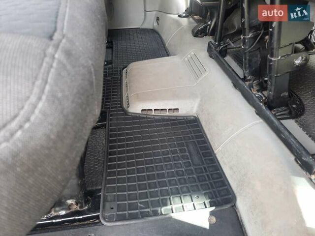 Синий Опель Виваро, объемом двигателя 2 л и пробегом 520 тыс. км за 14900 $, фото 14 на Automoto.ua