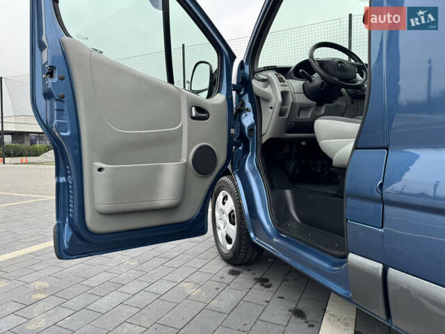 Синий Опель Виваро, объемом двигателя 2 л и пробегом 243 тыс. км за 14990 $, фото 26 на Automoto.ua