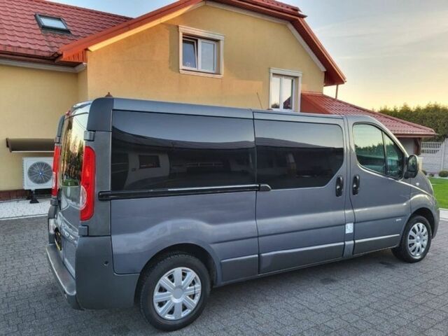 Синій Опель Віваро, об'ємом двигуна 2 л та пробігом 245 тис. км за 5700 $, фото 6 на Automoto.ua