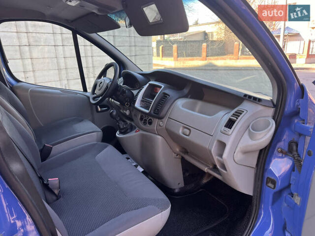 Синий Опель Виваро, объемом двигателя 2 л и пробегом 280 тыс. км за 14000 $, фото 23 на Automoto.ua