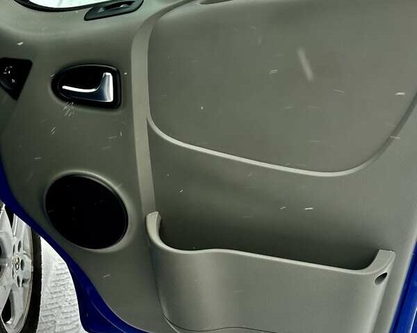 Синий Опель Виваро, объемом двигателя 2 л и пробегом 253 тыс. км за 14999 $, фото 33 на Automoto.ua