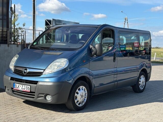 Синий Опель Виваро, объемом двигателя 2 л и пробегом 223 тыс. км за 8900 $, фото 5 на Automoto.ua