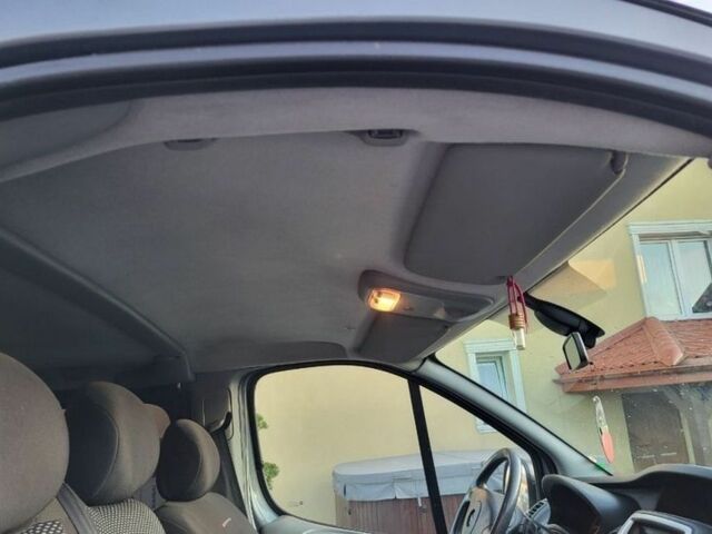 Синій Опель Віваро, об'ємом двигуна 2 л та пробігом 245 тис. км за 5700 $, фото 22 на Automoto.ua