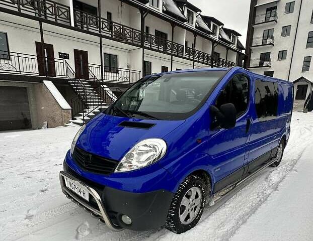 Синий Опель Виваро, объемом двигателя 2 л и пробегом 253 тыс. км за 14999 $, фото 26 на Automoto.ua