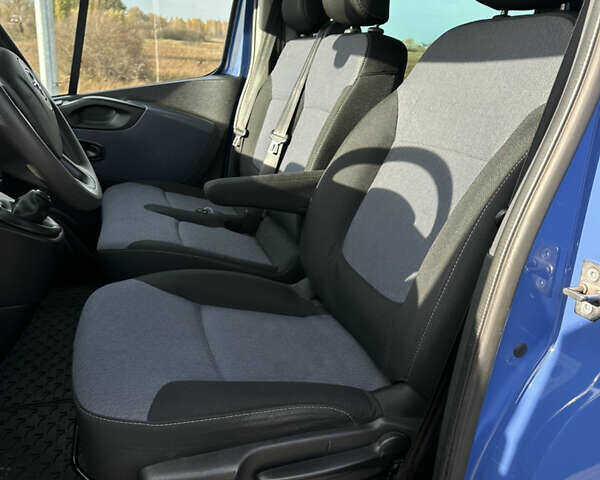 Синий Опель Виваро, объемом двигателя 1.6 л и пробегом 143 тыс. км за 16499 $, фото 29 на Automoto.ua