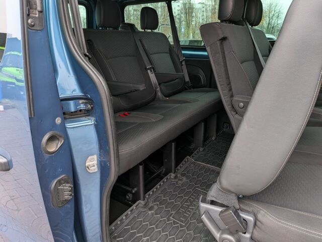 Синий Опель Виваро, объемом двигателя 1.6 л и пробегом 227 тыс. км за 18500 $, фото 13 на Automoto.ua