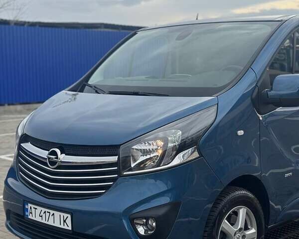 Синий Опель Виваро, объемом двигателя 1.6 л и пробегом 280 тыс. км за 17300 $, фото 12 на Automoto.ua