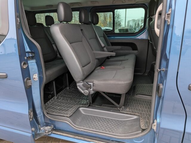 Синий Опель Виваро, объемом двигателя 1.6 л и пробегом 227 тыс. км за 18500 $, фото 11 на Automoto.ua