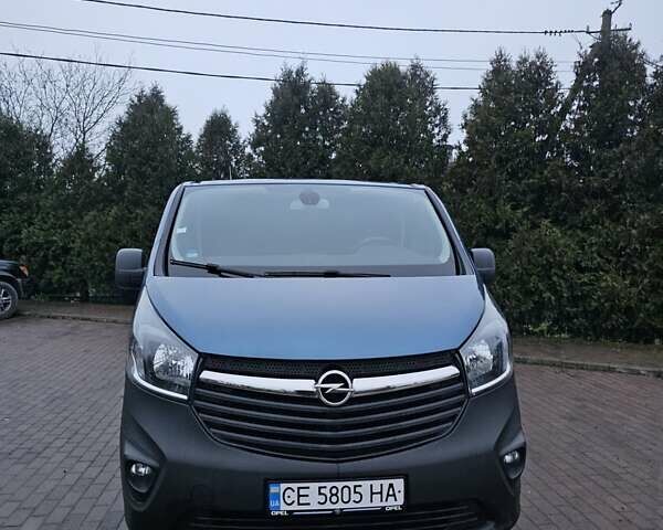Синий Опель Виваро, объемом двигателя 1.6 л и пробегом 206 тыс. км за 23828 $, фото 4 на Automoto.ua