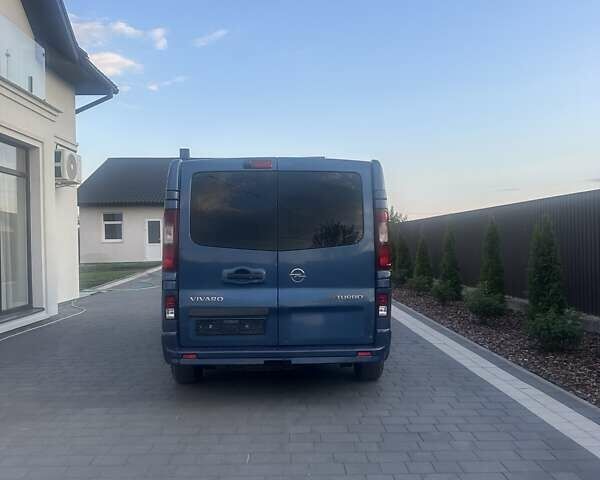 Синий Опель Виваро, объемом двигателя 1.6 л и пробегом 235 тыс. км за 13100 $, фото 10 на Automoto.ua