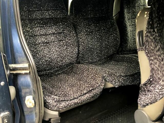 Синій Опель Віваро, об'ємом двигуна 19 л та пробігом 325 тис. км за 6200 $, фото 13 на Automoto.ua