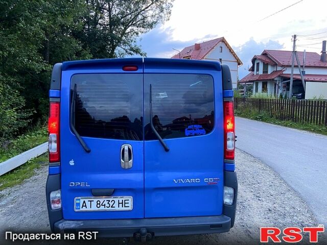Синій Опель Віваро, об'ємом двигуна 20 л та пробігом 360 тис. км за 8500 $, фото 3 на Automoto.ua