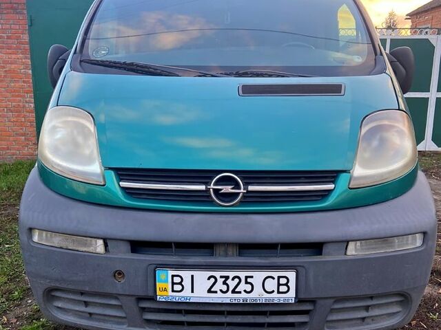 Зелений Опель Віваро, об'ємом двигуна 1.9 л та пробігом 201 тис. км за 5800 $, фото 1 на Automoto.ua