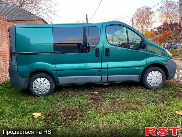 Зелений Опель Віваро, об'ємом двигуна 1.9 л та пробігом 201 тис. км за 5800 $, фото 4 на Automoto.ua