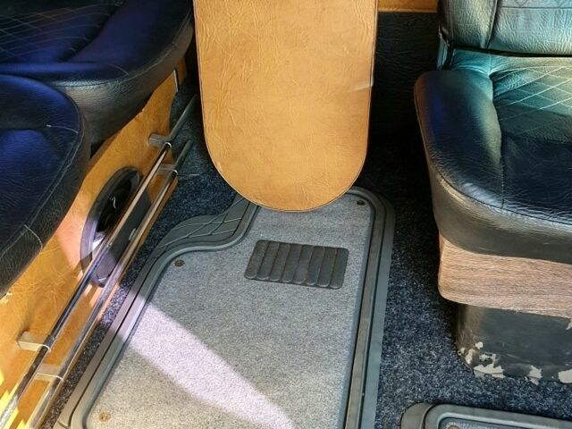 Зеленый Опель Виваро, объемом двигателя 1.9 л и пробегом 320 тыс. км за 7200 $, фото 1 на Automoto.ua