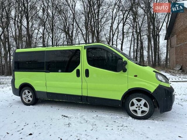 Зеленый Опель Виваро, объемом двигателя 1.9 л и пробегом 360 тыс. км за 6777 $, фото 3 на Automoto.ua