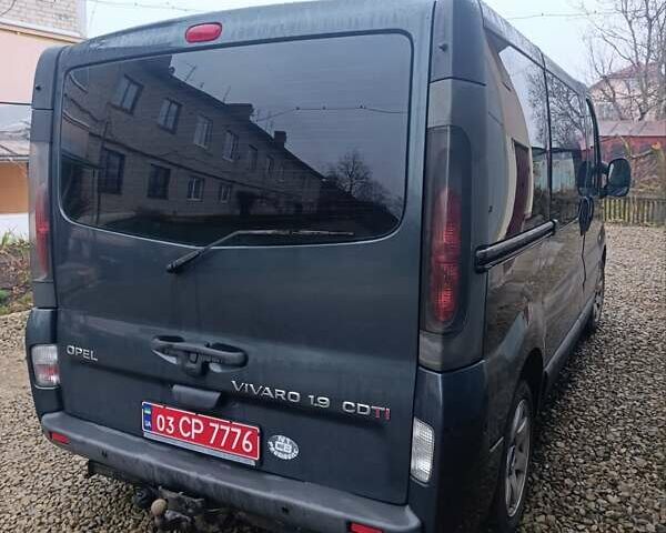 Зеленый Опель Виваро, объемом двигателя 1.9 л и пробегом 400 тыс. км за 4000 $, фото 2 на Automoto.ua