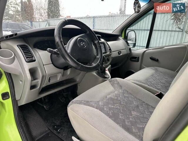 Зеленый Опель Виваро, объемом двигателя 1.9 л и пробегом 360 тыс. км за 6777 $, фото 17 на Automoto.ua