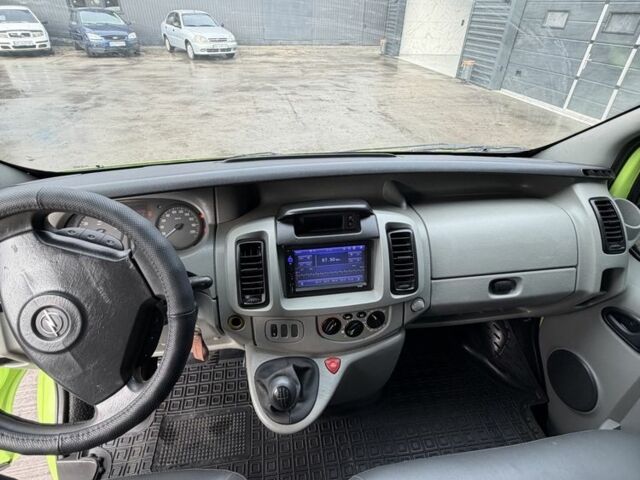 Зелений Опель Віваро, об'ємом двигуна 1.9 л та пробігом 320 тис. км за 8500 $, фото 12 на Automoto.ua
