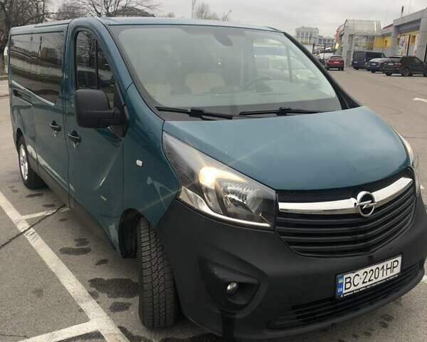 Зеленый Опель Виваро, объемом двигателя 1.6 л и пробегом 300 тыс. км за 14800 $, фото 3 на Automoto.ua