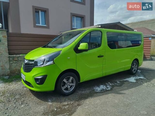 Зелений Опель Віваро, об'ємом двигуна 1.6 л та пробігом 252 тис. км за 16200 $, фото 1 на Automoto.ua