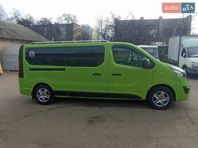 Зеленый Опель Виваро, объемом двигателя 1.6 л и пробегом 288 тыс. км за 14500 $, фото 3 на Automoto.ua