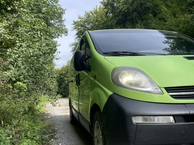 Зелений Опель Віваро, об'ємом двигуна 1.9 л та пробігом 469 тис. км за 5500 $, фото 1 на Automoto.ua