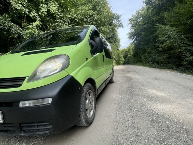 Зелений Опель Віваро, об'ємом двигуна 1.9 л та пробігом 469 тис. км за 5500 $, фото 2 на Automoto.ua