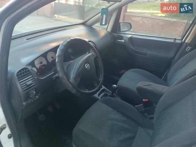 Опель Зафира 2000 в Черновцах на Automoto.ua Белый Опель Зафира, объемом двигателя 1.99 л и пробегом 200 тыс. км за 2399 $, фото 11 на Automoto.ua