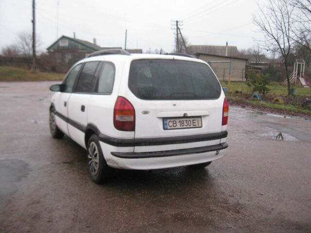 Белый Опель Зафира, объемом двигателя 2 л и пробегом 500 тыс. км за 2800 $, фото 4 на Automoto.ua