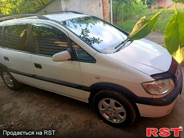 Белый Опель Зафира, объемом двигателя 2 л и пробегом 397 тыс. км за 4000 $, фото 2 на Automoto.ua