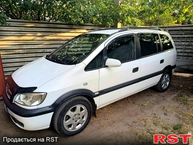 Белый Опель Зафира, объемом двигателя 2 л и пробегом 397 тыс. км за 4000 $, фото 3 на Automoto.ua